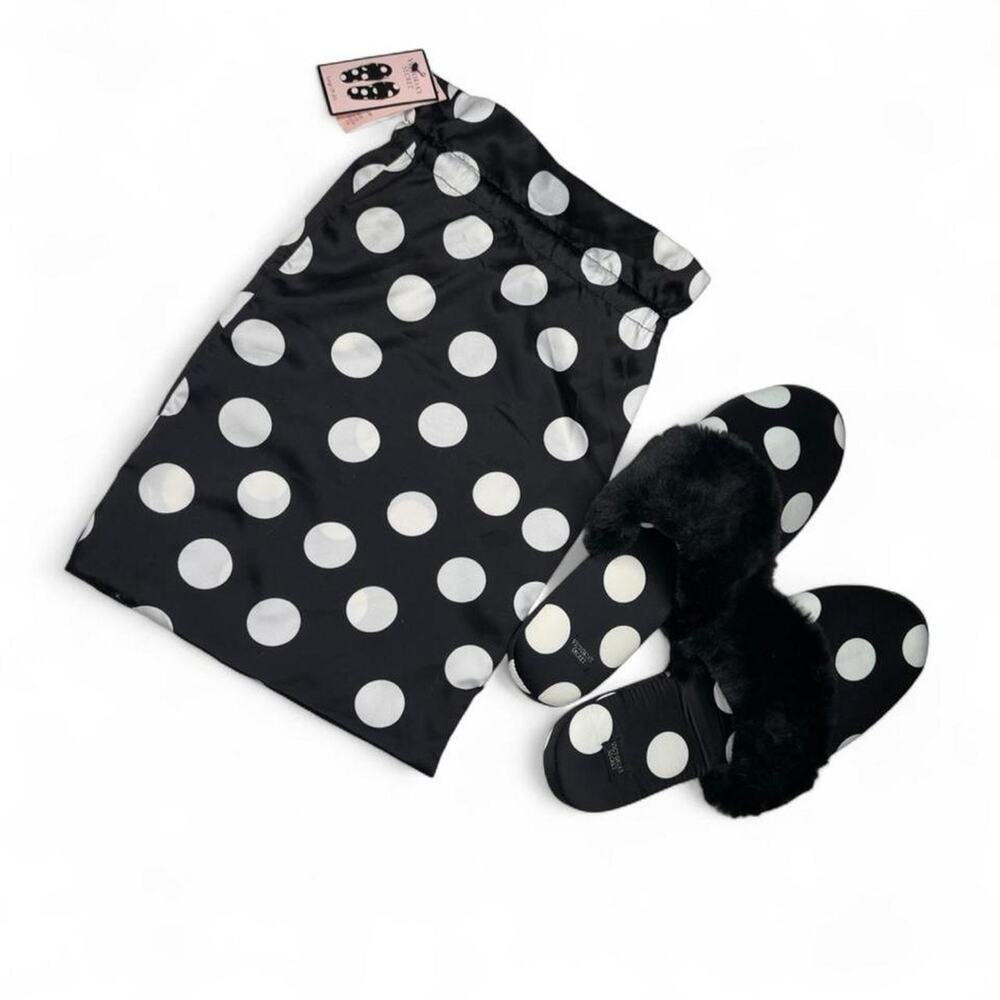 Victoria’s Secret black & white polka dot fuzzy slide slippers NWT‎